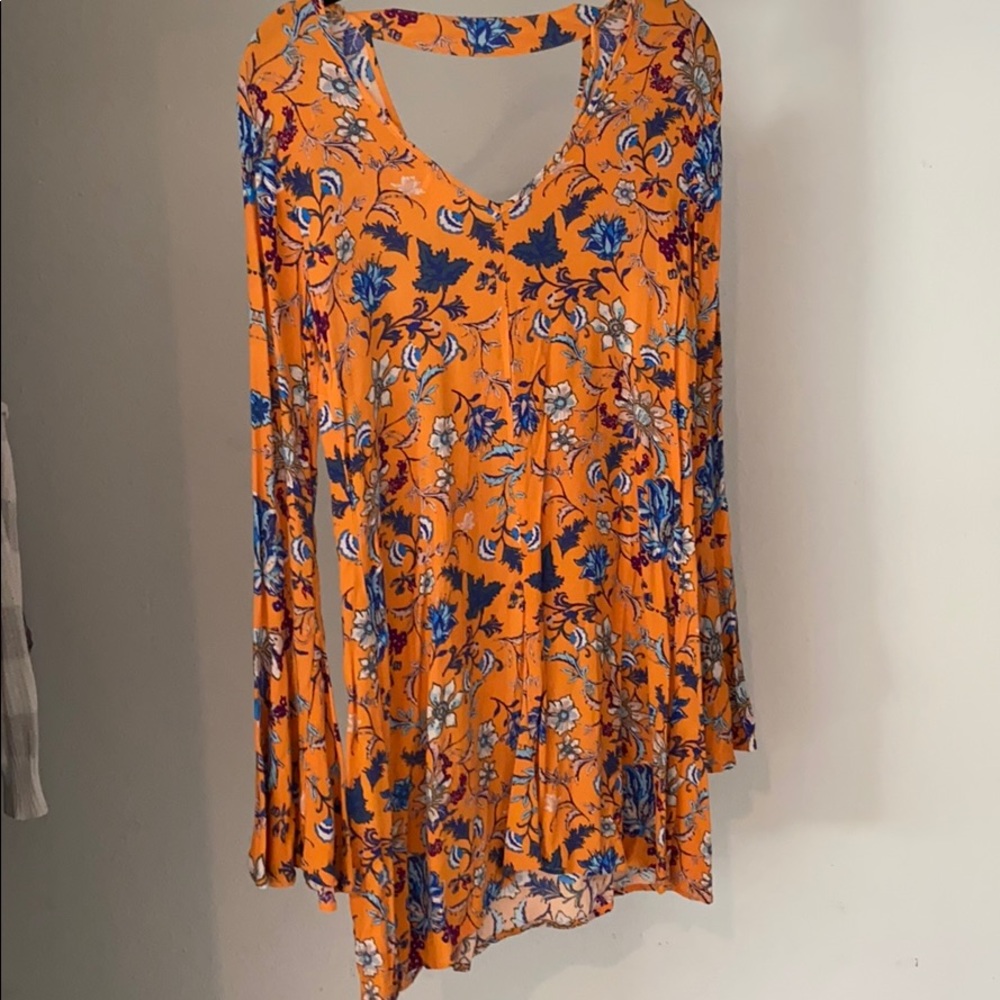 Cutout bell sleeved dress
